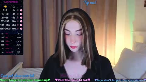 Melissa or abbreviated Mel or Lis online show from 04-04-26, 05:38