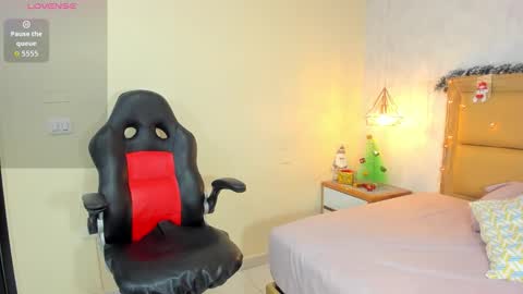    online show from 11-29-25, 08:12