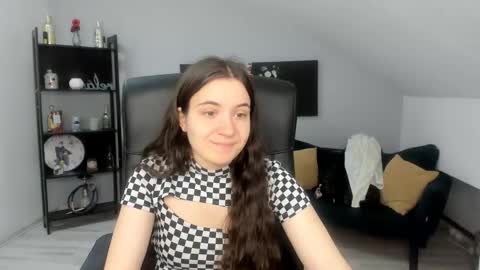 melissawiliam online show from 11-18-25, 12:20