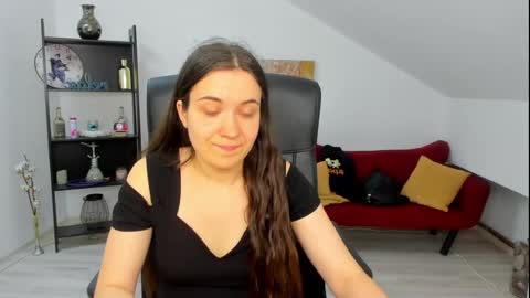 Snapshot of melissawiliam chatting on 06-17-26, 10:50 melissawiliam online show from 06-17-26, 10:50