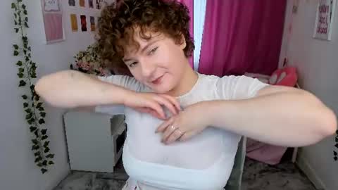 Snapshot of melittastorrie chatting on 08-02-26, 06:34 Melitta online show from 08-02-26, 06:34