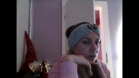 Melli online show from 12-16-25, 07:08