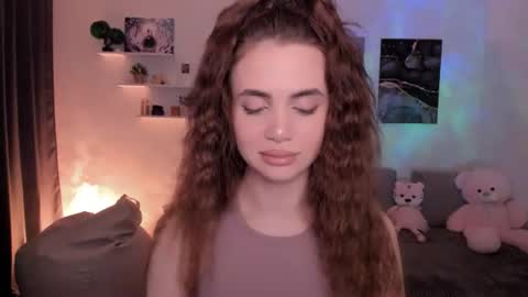 Tessa online show from 07-26-26, 05:04