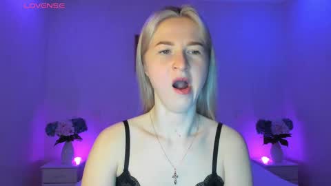 Mellina online show from 03-08-25, 09:40