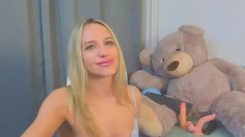  Mellisa online show from 12-13-25, 10:59