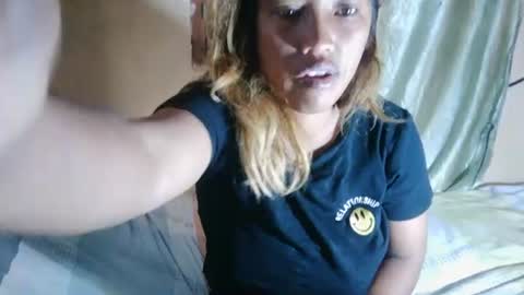 Snapshot of mellissia02 chatting on 06-14-26, 03:41 mellissa online show from 06-14-26, 03:41