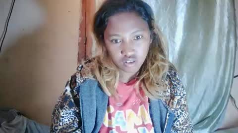 Snapshot of mellissia02 chatting on 06-20-26, 03:42 mellissa online show from 06-20-26, 03:42