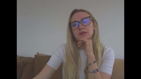 Melly online show from 04-03-26, 07:50