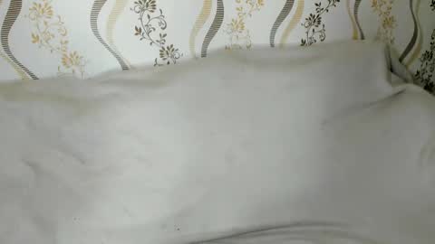 MelMooon online show from 01-06-26, 09:18