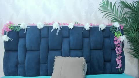 Snapshot of meloddy_megann chatting on 07-20-26, 07:49 Melody online show from 07-20-26, 07:49