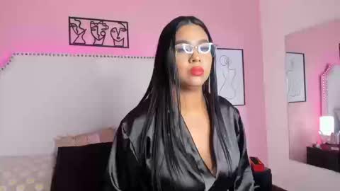 MELODDY PARKERR online show from 09-16-25, 04:46