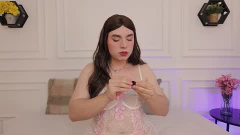 Snapshot of meloddysky chatting on 11-24-25, 05:45 Meloddy online show from 11-24-25, 05:45