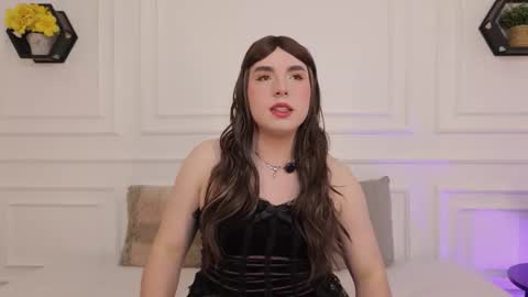 Snapshot of meloddysky chatting on 11-25-25, 07:03 Meloddy online show from 11-25-25, 07:03