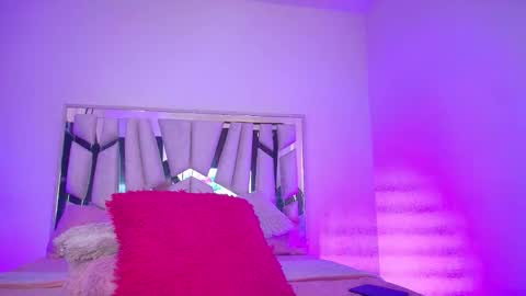    online show from 10-20-25, 07:25