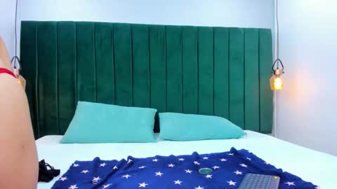 Snapshot of melody_kener chatting on 11-26-25, 08:54 melody_kener online show from 11-26-25, 08:54