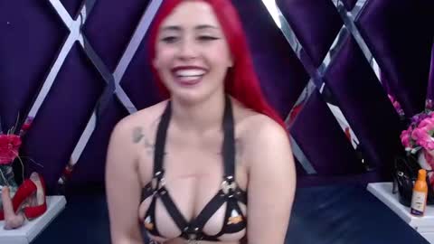 Snapshot of melody_klum chatting on 01-12-25, 06:49 Melody online show from 01-12-25, 06:49