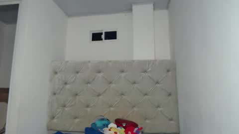 melody phillips online show from 09-12-25, 08:47