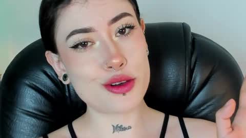 Snapshot of melody_suarez chatting on 01-29-25, 07:53 MELODY online show from 01-29-25, 07:53