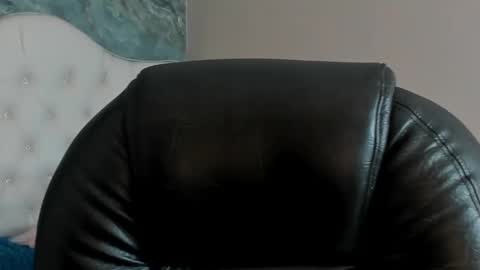 Snapshot of melody_suarez chatting on 02-08-25, 08:31 MELODY online show from 02-08-25, 08:31