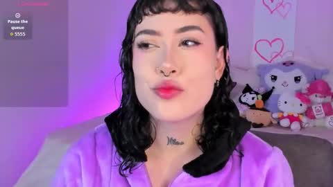 Snapshot of melody_suarez chatting on 09-21-25, 12:01 MELODY online show from 09-21-25, 12:01