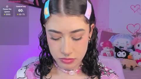 Snapshot of melody_suarez chatting on 11-18-25, 10:47 MELODY online show from 11-18-25, 10:47