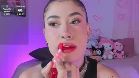 Snapshot of melody_suarez chatting on 11-23-25, 11:15 MELODY online show from 11-23-25, 11:15