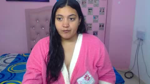 Snapshot of melody_tarly chatting on 02-12-25, 12:12 melody_tarly online show from 02-12-25, 12:12