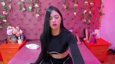 Melodysmithass online show from 10-25-25, 03:14