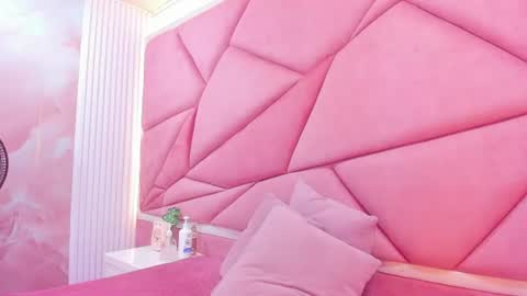 Melodysmithass online show from 07-25-26, 02:53