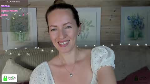 Melody My schedule this week  Wednesday Thursday Sunday online show from 09-25-25, 03:38