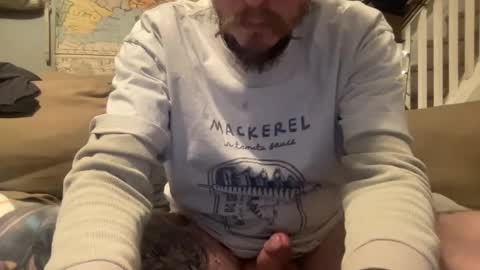 Snapshot of melt13 chatting on 02-18-25, 12:48 melt13 online show from 02-18-25, 12:48