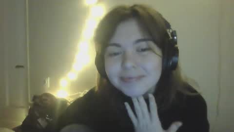 Snapshot of melted_l chatting on 12-08-24, 09:52 krinzhulya online show from 12-08-24, 09:52