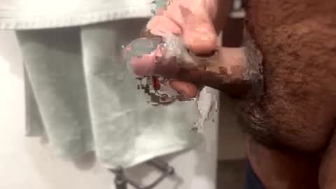 meminpeneguin online show from 10-08-25, 10:13