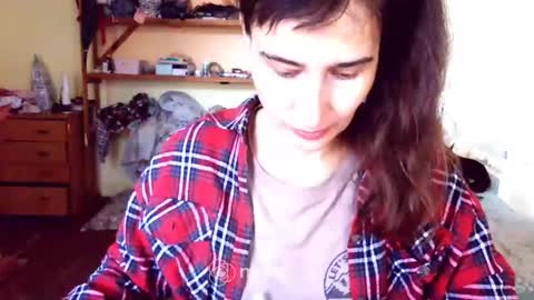 Snapshot of memorningdew chatting on 09-16-25, 05:30 Yummygirl online show from 09-16-25, 05:30