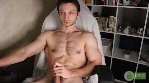 Snapshot of memuro_one chatting on 12-18-25, 10:54 Nick online show from 12-18-25, 10:54