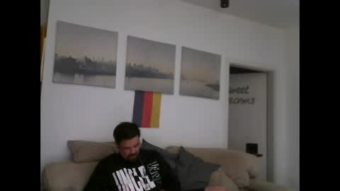 Snapshot of menace2dennis chatting on 03-16-26, 06:50 Dennis2Menace online show from 03-16-26, 06:50