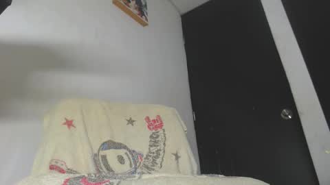 Snapshot of mensexydick20 chatting on 11-05-25, 02:55 big brown online show from 11-05-25, 02:55