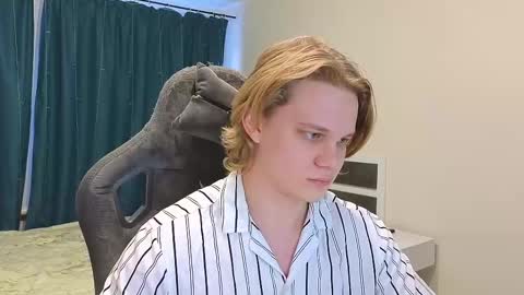 Mickey online show from 02-20-25, 04:18