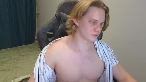 Mickey online show from 02-26-25, 06:21