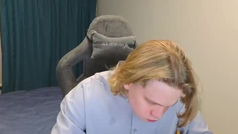 Mickey online show from 03-04-25, 04:52