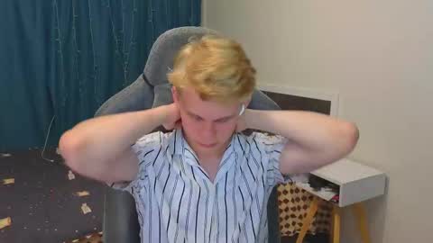 Mickey online show from 10-07-25, 04:04