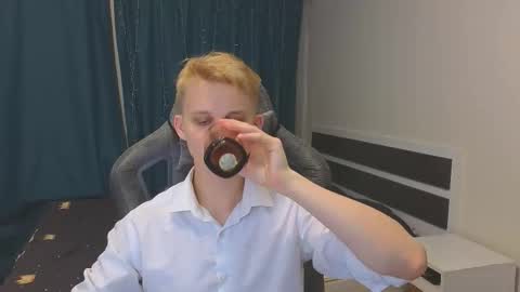 Mickey online show from 11-15-25, 02:57