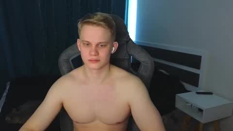 Mickey online show from 03-10-26, 06:18