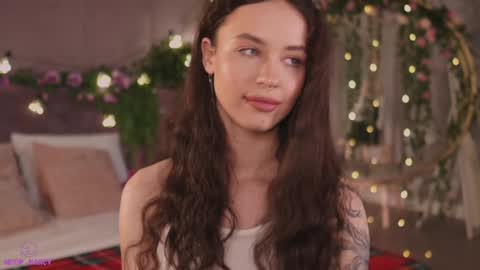 Snapshot of meow_nancy chatting on 01-25-25, 05:18 Heeyyooo Im Nans Subscribe to me I will be glad online show from 01-25-25, 05:18