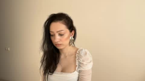 Snapshot of meowalika chatting on 05-25-26, 02:45 MeowAlika online show from 05-25-26, 02:45