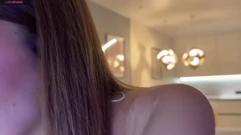 Snapshot of meower_xxx chatting on 07-07-26, 04:59 meower_xxx online show from 07-07-26, 04:59