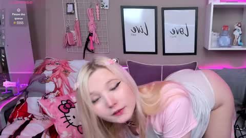 Snapshot of meowkakitty chatting on 02-18-25, 12:48 MeowkaKitty online show from 02-18-25, 12:48