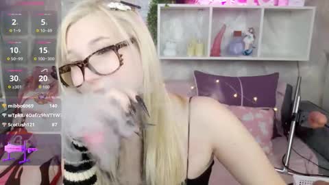 Snapshot of meowkakitty chatting on 10-11-25, 02:11 MeowkaKitty online show from 10-11-25, 02:11