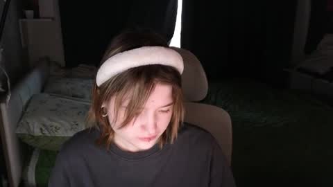 meowme online show from 04-11-26, 02:27