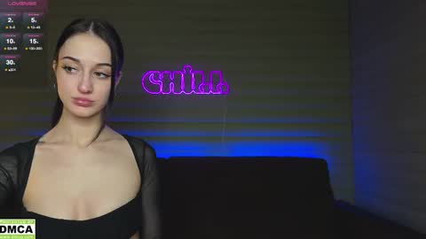  NIKKY  STIVE     Every day from 1000  to 200  EST time. online show from 03-10-25, 05:18